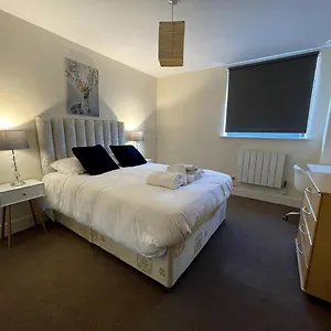 Apartment Lovely 2 Bedroom With Amazing Views In E14